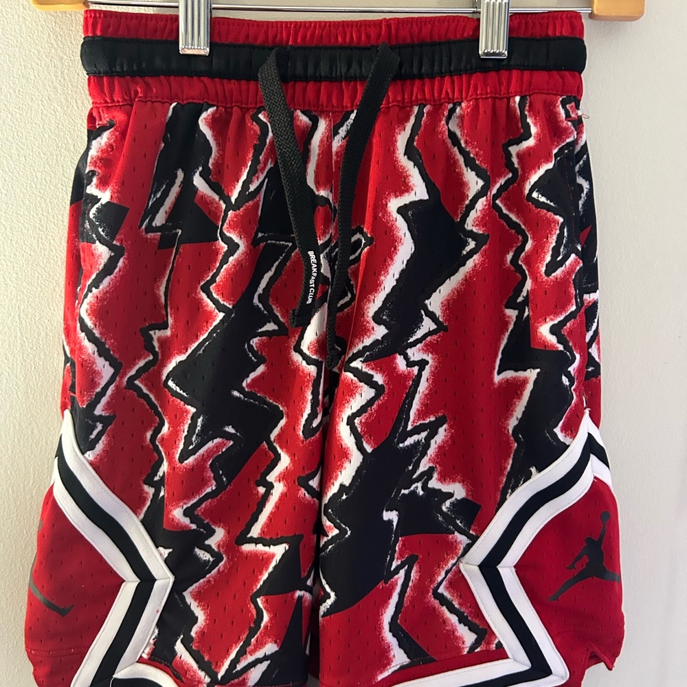 Jordan Bundle - Picture 14 of 15